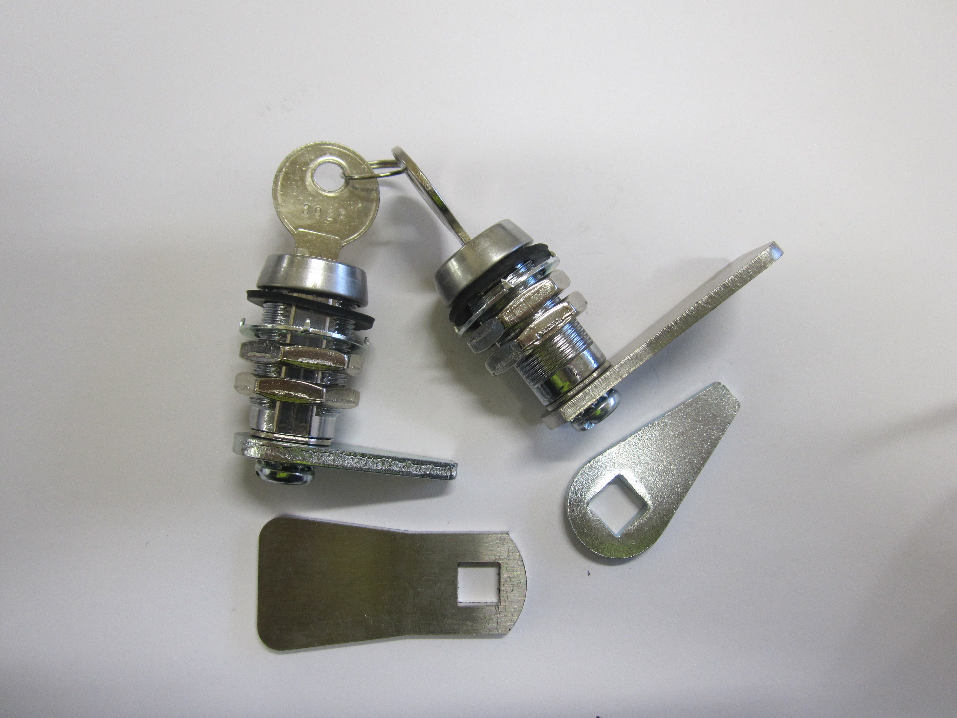 AMCAT Lid Brands Ute Lid Locks Pair SET-A fits Fibreglass Carpeted Ute Lids