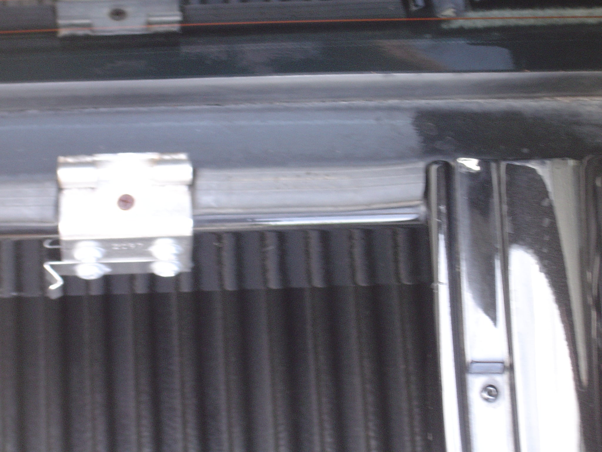 VU VY VZ Commodore Female Hinge Pins Only for EGR Ute Lid with Shiny Black Plastic Underneath Kit-A