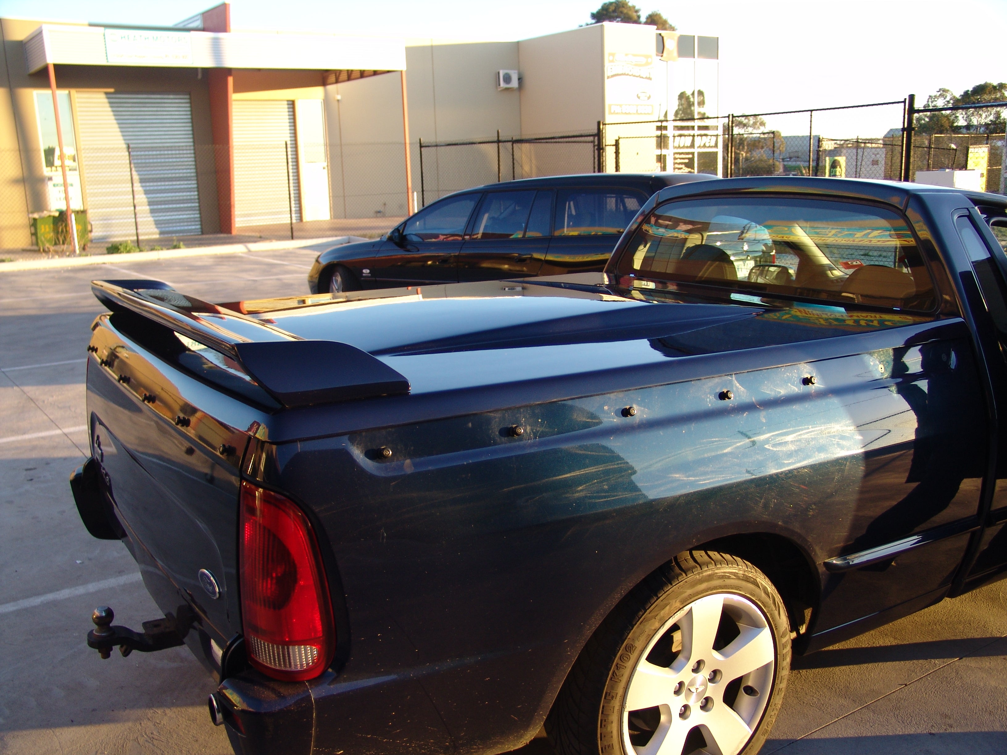 AU BA BF Ford Falcon Ute Lid Gas Struts Fibreglass Hard Tonneau Cover same as 903914 450n