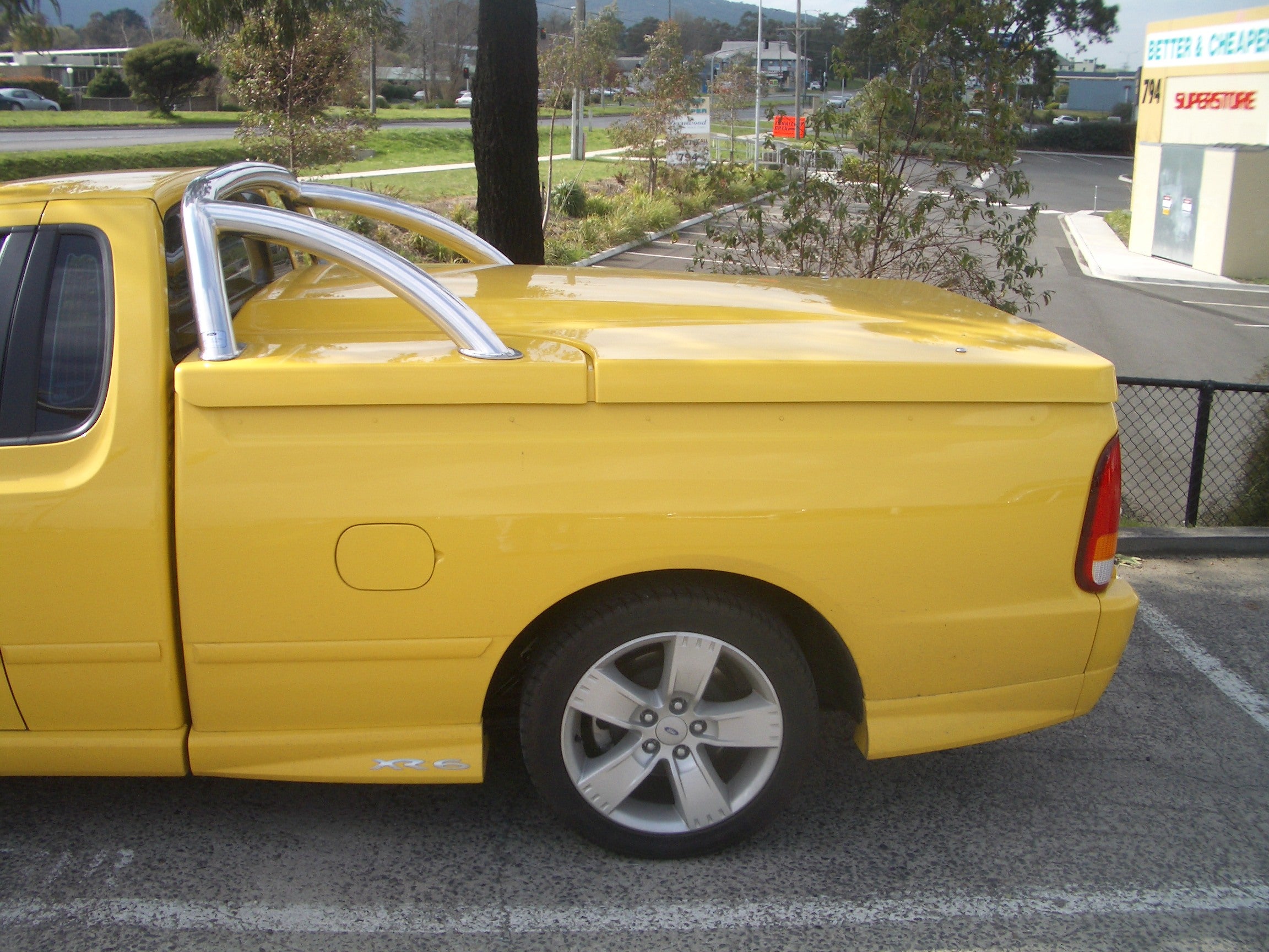 FG Ford Falcon Ute Lid Gas Struts fit EGR Plastic Hard Tonneau Cover 700mm x250n x M10-M10 Ball Heads