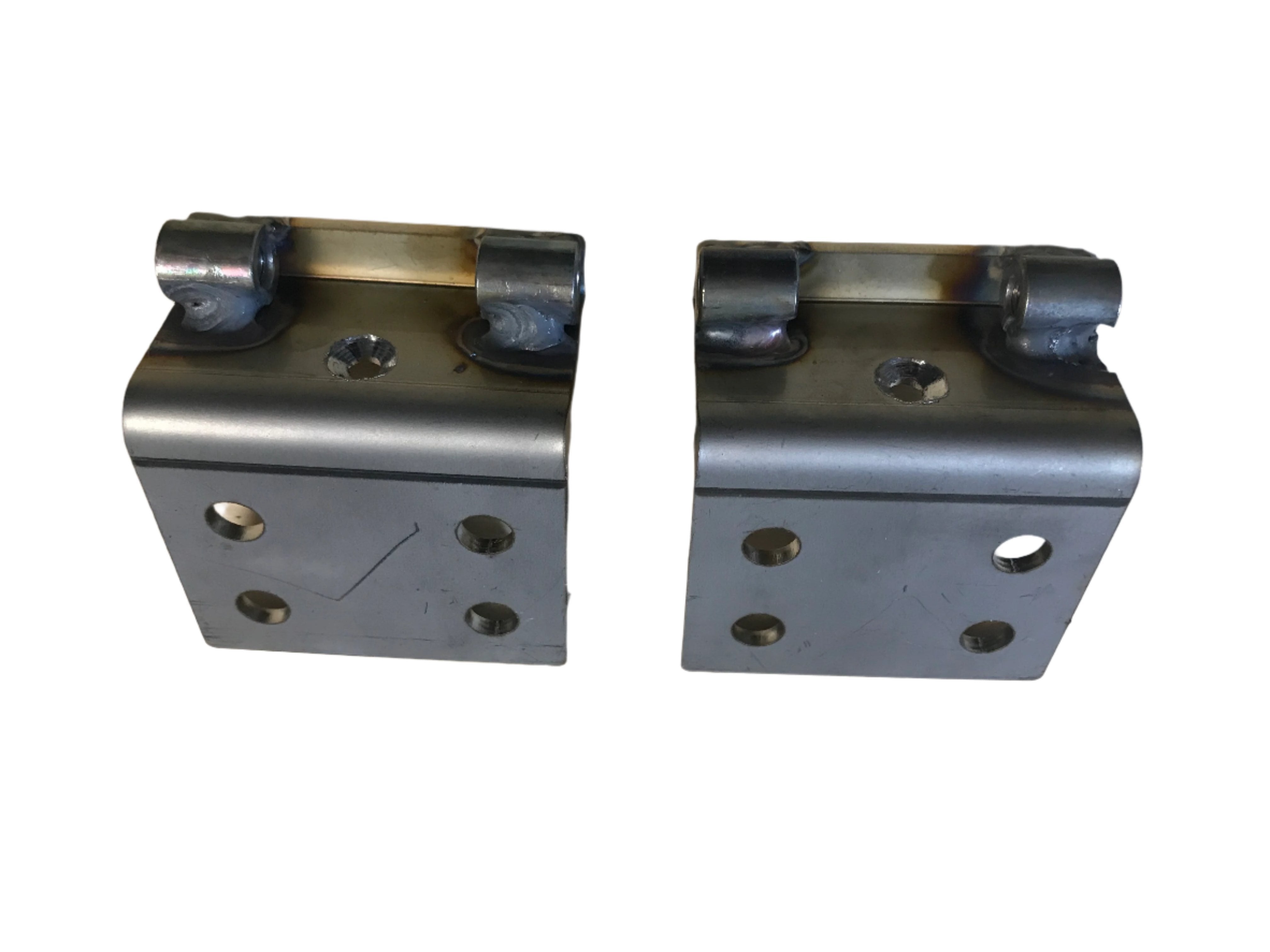 VE VF Commodore 25mm Female Hinge & Bolts Fitment on Ute for EGR Ute Lid with Shiny Black Plastic Underneath Kit-B