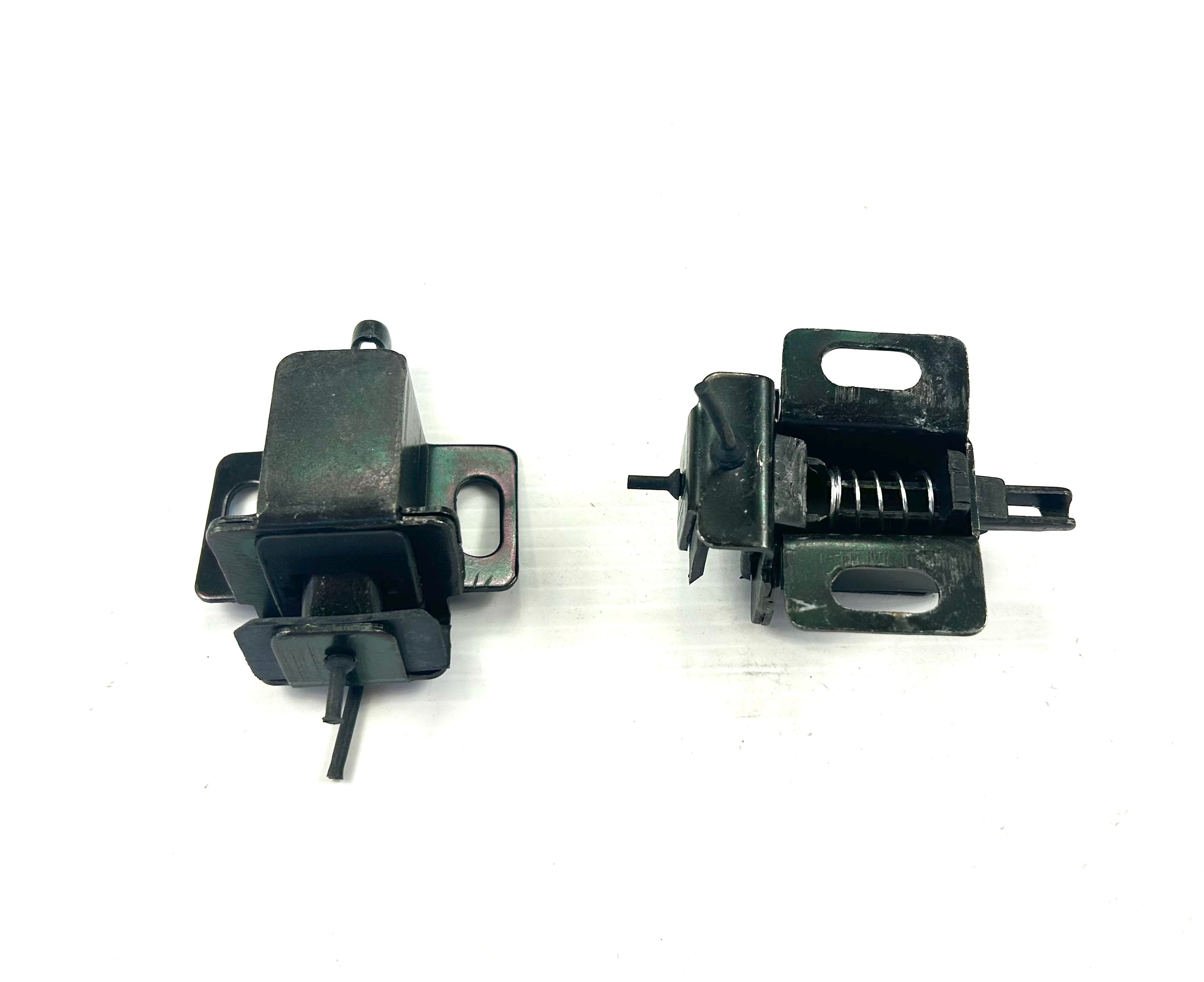 Carryboy Canopy Rear Window Lock Catches Spring Loaded Locking Internal Release Mechanism