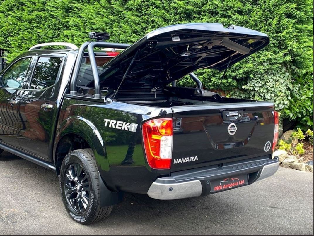 Nissan Navara NP300 & D23 1P & 3P EGR Plastic Ute Lid Hard Tonneau Covers M10-M10 Ball Heads 585mm x 200n