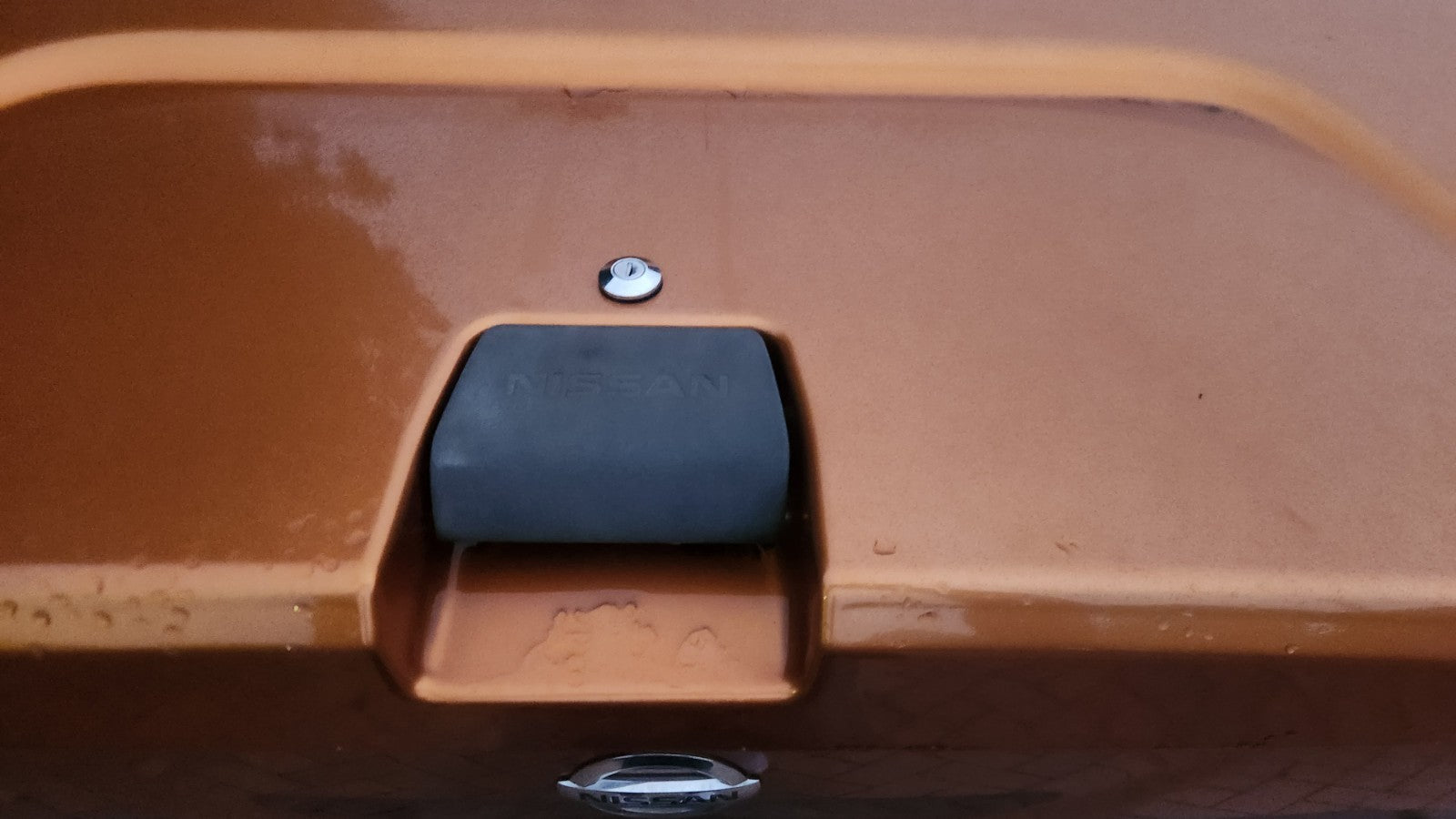 Toyota Hilux 2005-2015 Cast Metal Lid Lock fits Nissan Hard EGR Plastic Tonneau Cover