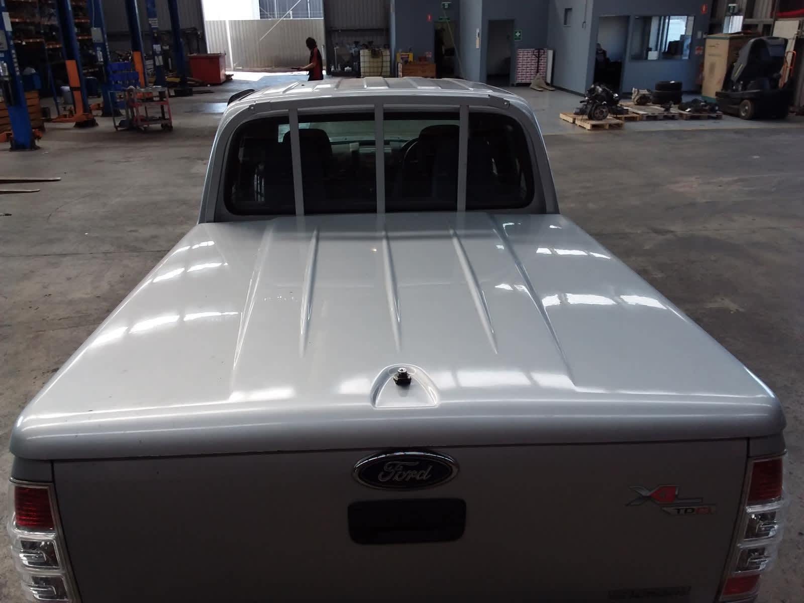 PJ PK Ford Ranger 1P & 3P EGR Plastic Ute Lid Hard Tonneau Covers M10-M10 Ball Heads 585mm x 150n