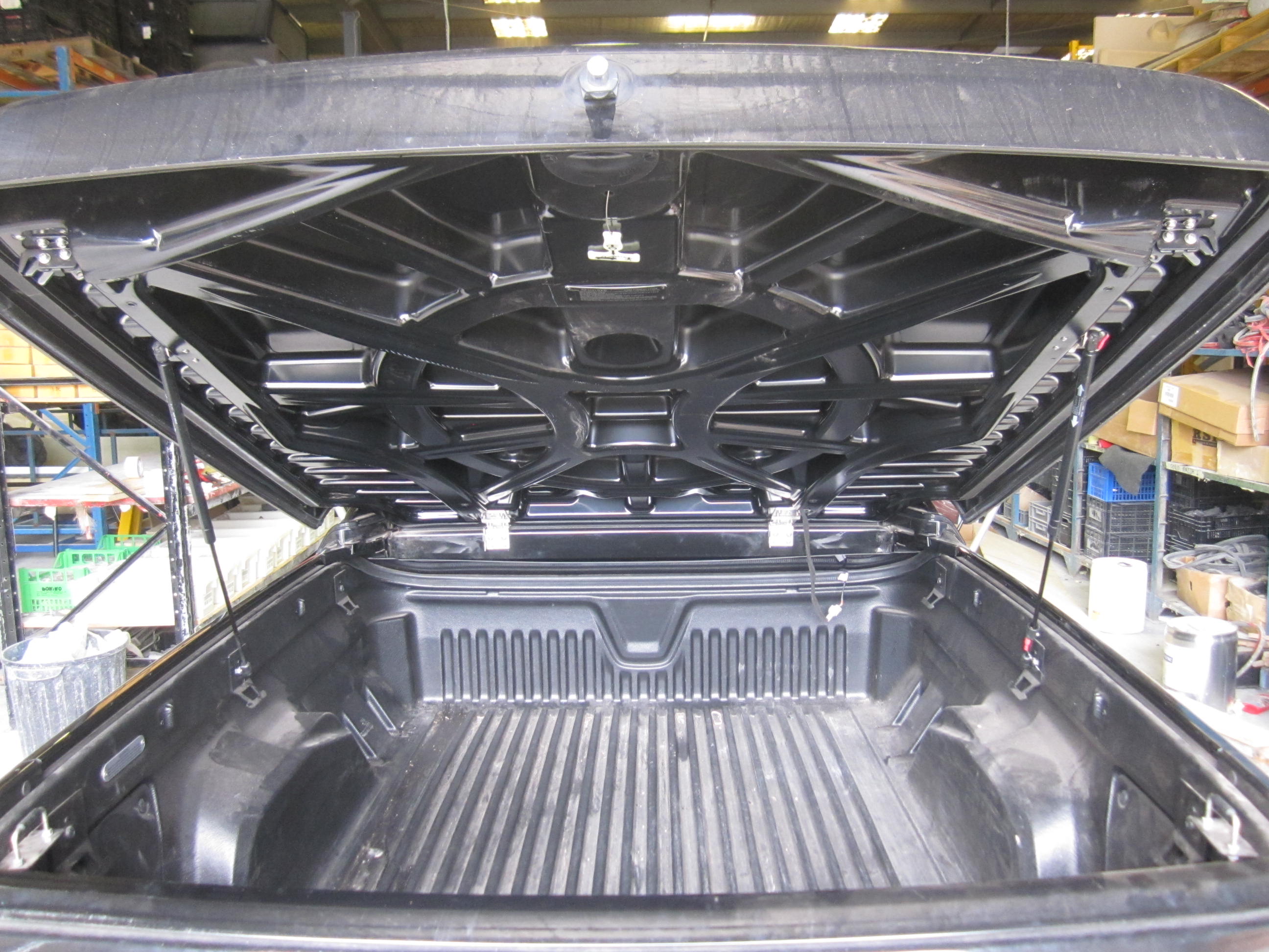 VE VF Commodore Ute Lid Gas Struts fit EGR Plastic Hard Tonneau Cover M10-M10 Ball Heads 700mmx200n