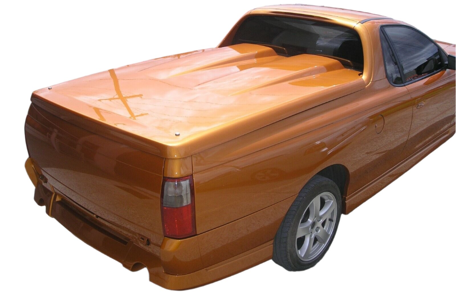 VU VY VZ Commodore 25mm Female Hinge & Pins Fitment on Ute for EGR Ute Lid with Shiny Black Plastic Underneath Kit-D