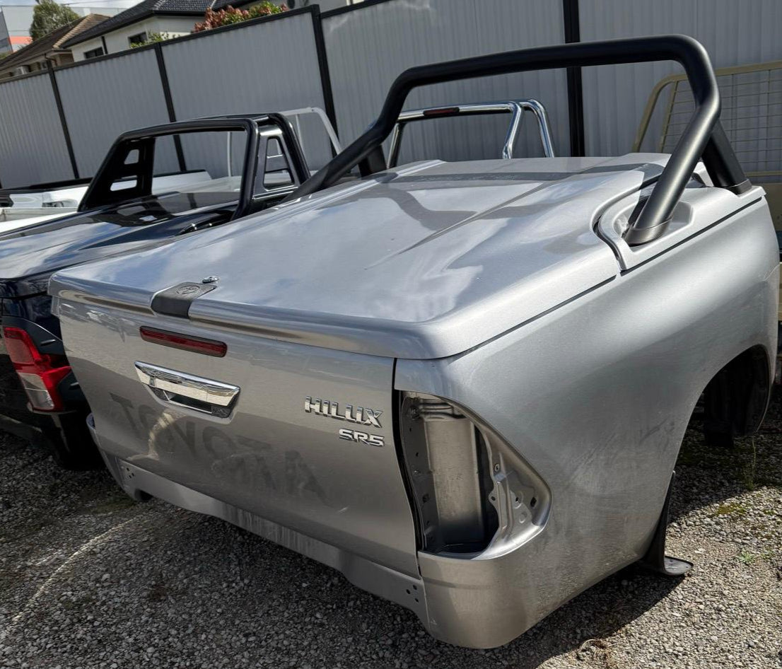 Toyota Hilux 2016+ 3P EGR Plastic Ute Lid Hard Tonneau Covers M10-M10 Ball Heads 585mm x 150n