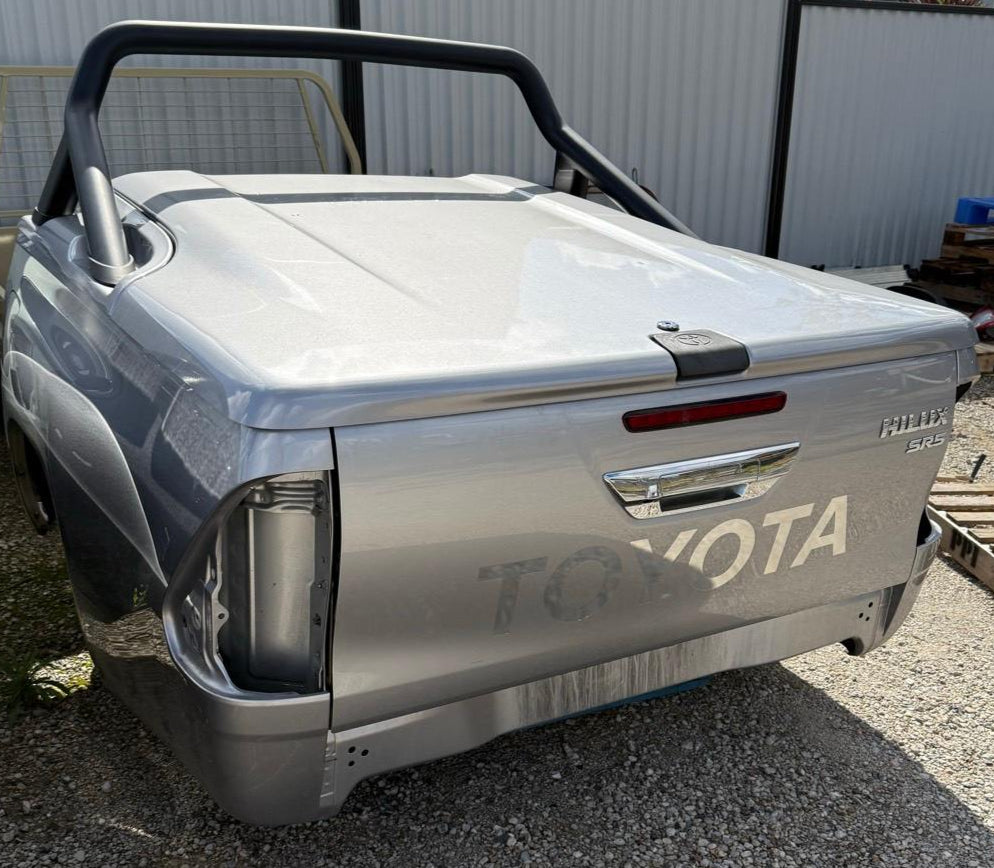 Toyota Hilux 2016+ 3P EGR Plastic Ute Lid Hard Tonneau Covers M10-M10 Ball Heads 585mm x 150n