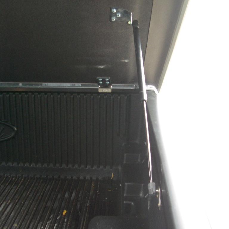 AU BA BF Ford Falcon Ute Lid Hinge Slots FEMALE for Carpeted Fibreglass Lids SET-B Hinges & Seal & Screws