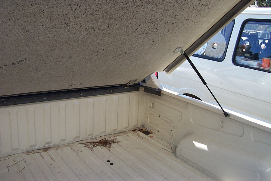 Gas Strut Bracket Ute 2 Hole for Ute Lid Hard Top Fibreglass with Carpet Underneath Tonneau Cover