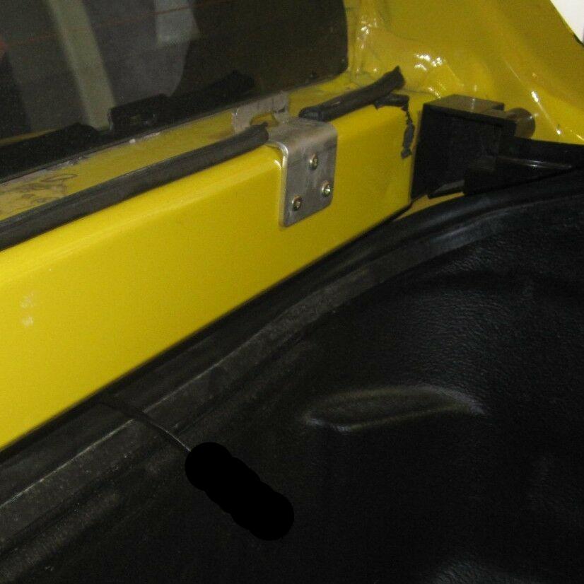 VU VY VZ Commodore Ute Lid Female 4 Hole Hinge Slots & Seal for Carpeted Fibreglass Lids SET-B Hinges & Seal & Screws