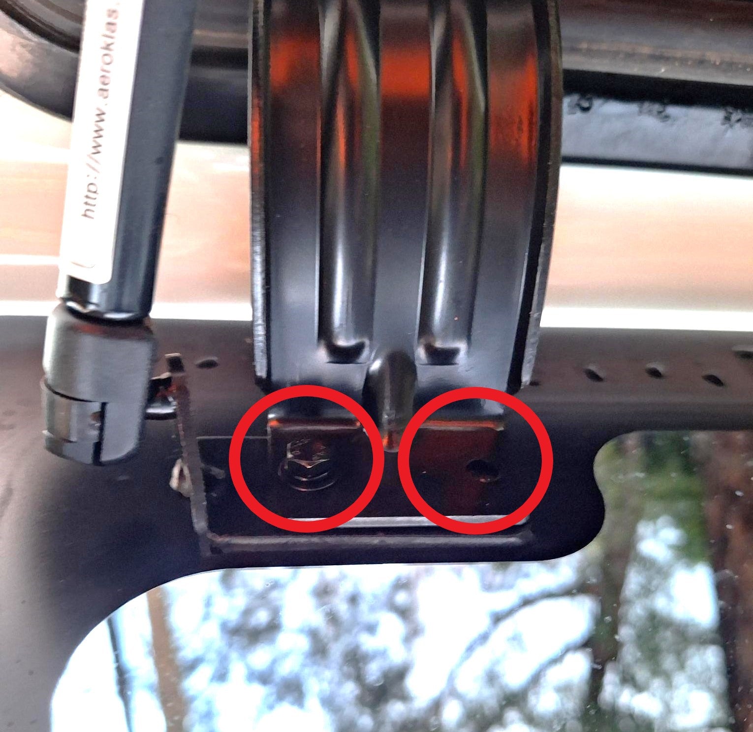 Aeroklas Canopy 8 x Medium M5 x 20mm Round Head Mounting Canopy Side Lift Up Window Black Bolts