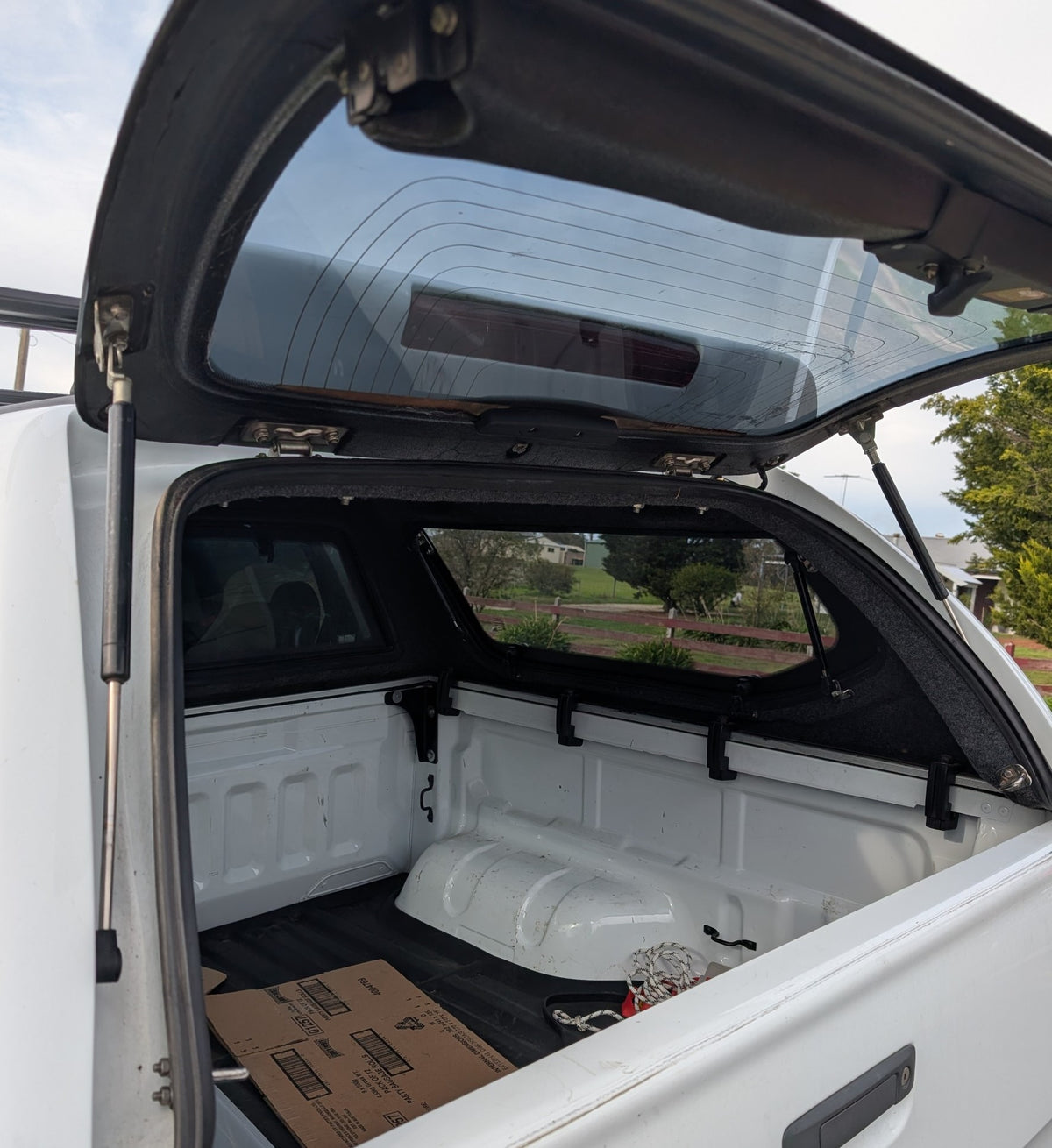 Canopy Rear Glass Window Hinges Stainless Steel Thai Ute Canopies HardTop