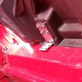 Mitsubishi ML MN Triton Fits EGR Ute Lid 25mm Male Hinge Fitment on Lid for EGR with Shiny Black Plastic Underneath
