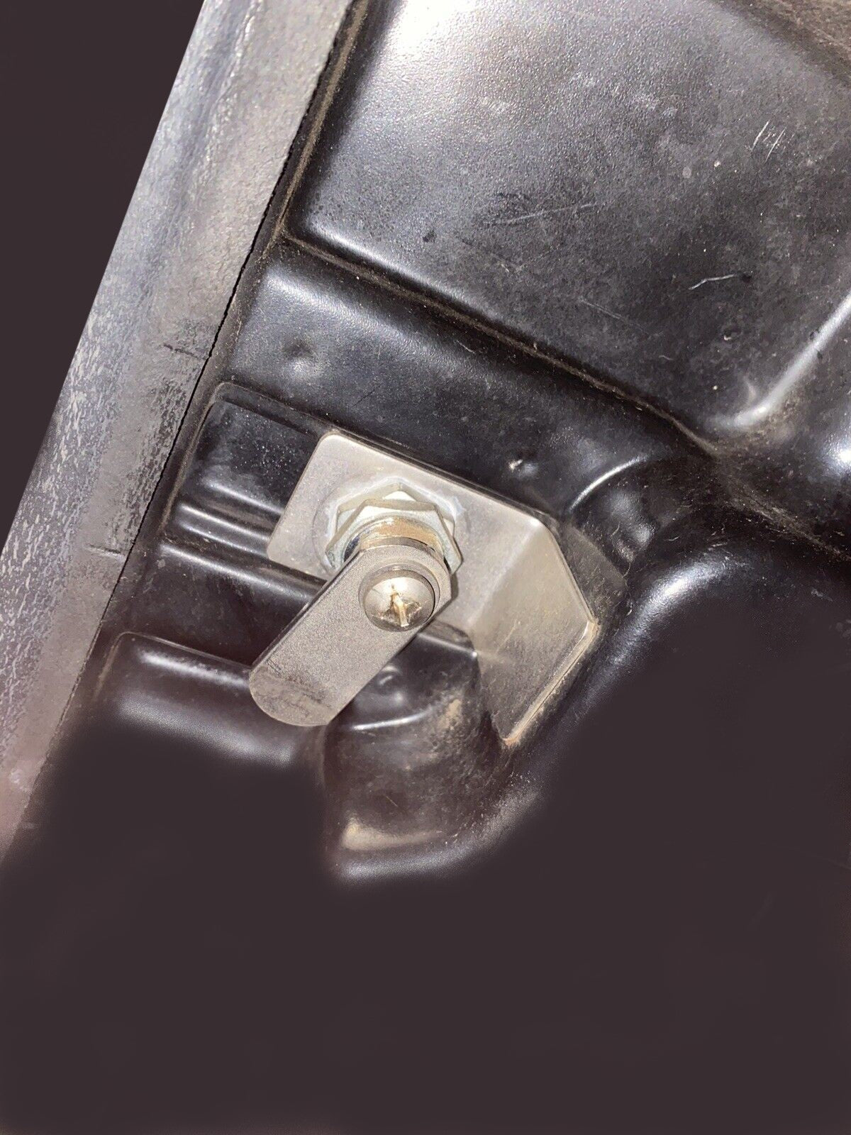 RC Colorado Rodeo Ute Lid Locks fits EGR Plastic Lids SET-B Replacement Barrels & Lock Supports