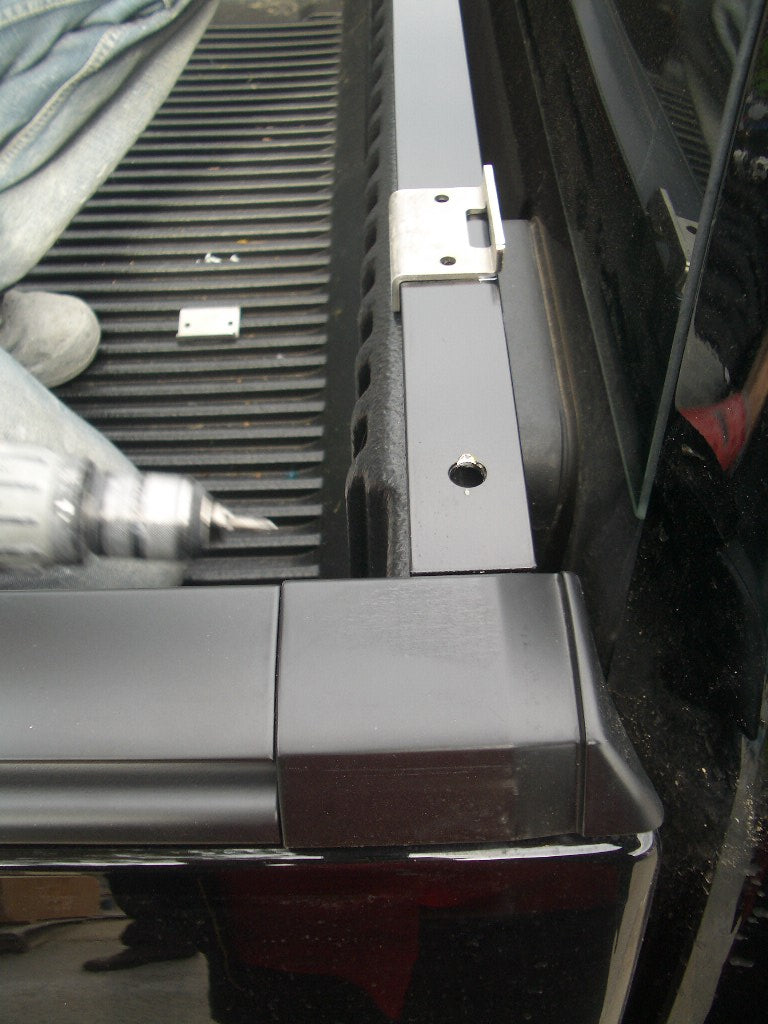 FG Ford Falcon 25mm Female Hinge & Pins & Seal Kit-D for EGR Ute Lid with Shiny Black Plastic Underneath