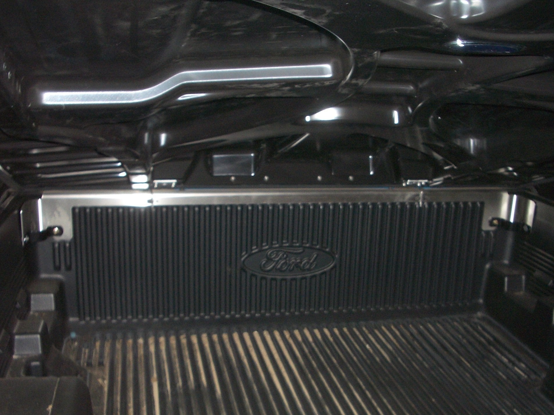 AU BA BF Ford Falcon Hinge Pins Only for Complete Front OEM Hinge Bars EGR Ute Lid with Shiny Black Plastic Underneath