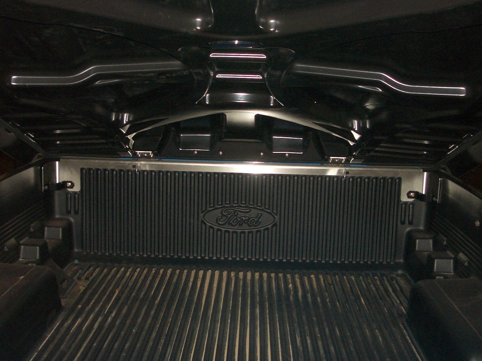 AU BA BF Ford Falcon Hinge Pins Only for Complete Front OEM Hinge Bars EGR Ute Lid with Shiny Black Plastic Underneath