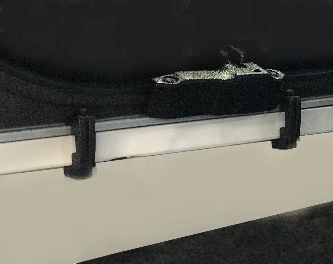 Clamps 2 x Canopy Ute Mounting Fitting Kit Removable Black Plastic G-Clamp Ute Tub