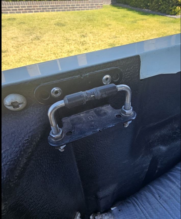 Lock Striker U-Bolt Bracket Replacement Loops for EGR Lid Lock Bracket Catches for EGR Lids with Shiny Plastic Underneath