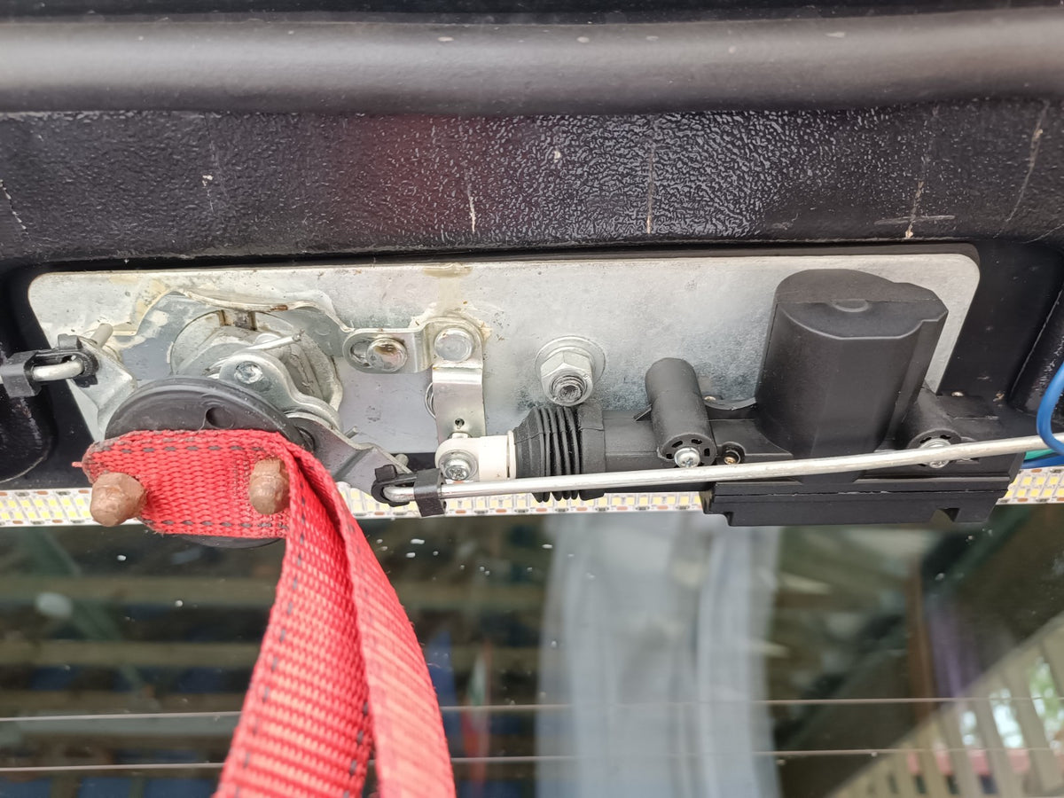 Aeroklas Early Canopy Actuator Gun Type Replacement fits Central Locking Canopy Handles Hardtop