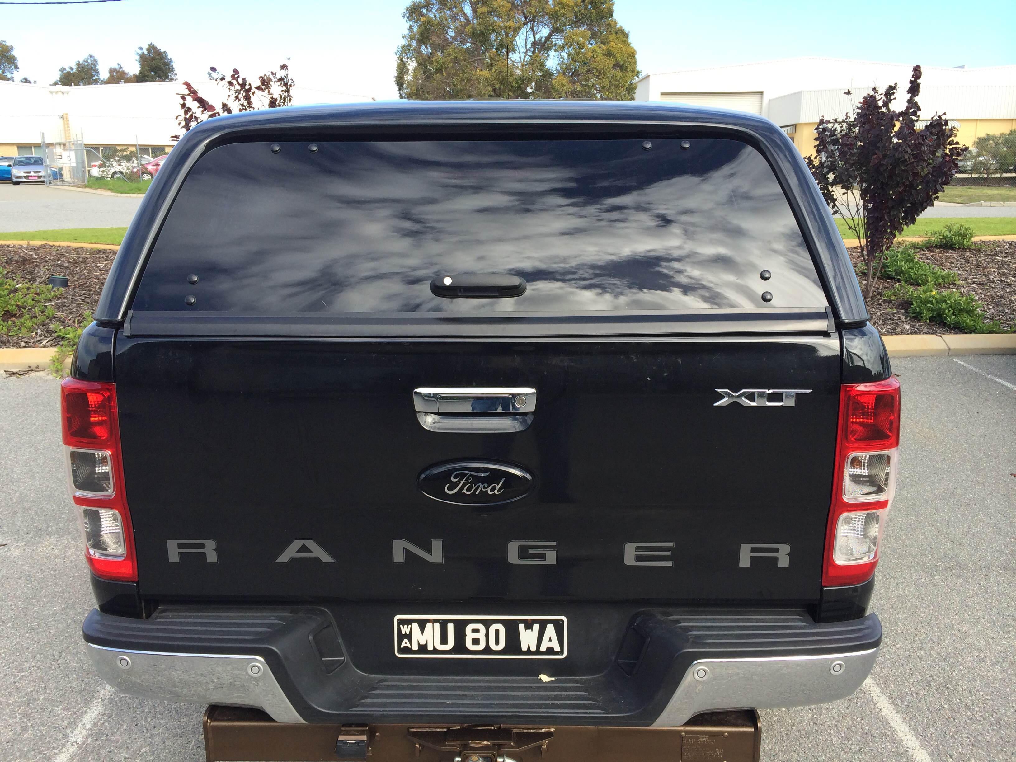 Flexiglass Central Locking Canopy Rear Window T Handle & 2 Side Locks Same key also fits Ultimate Flake