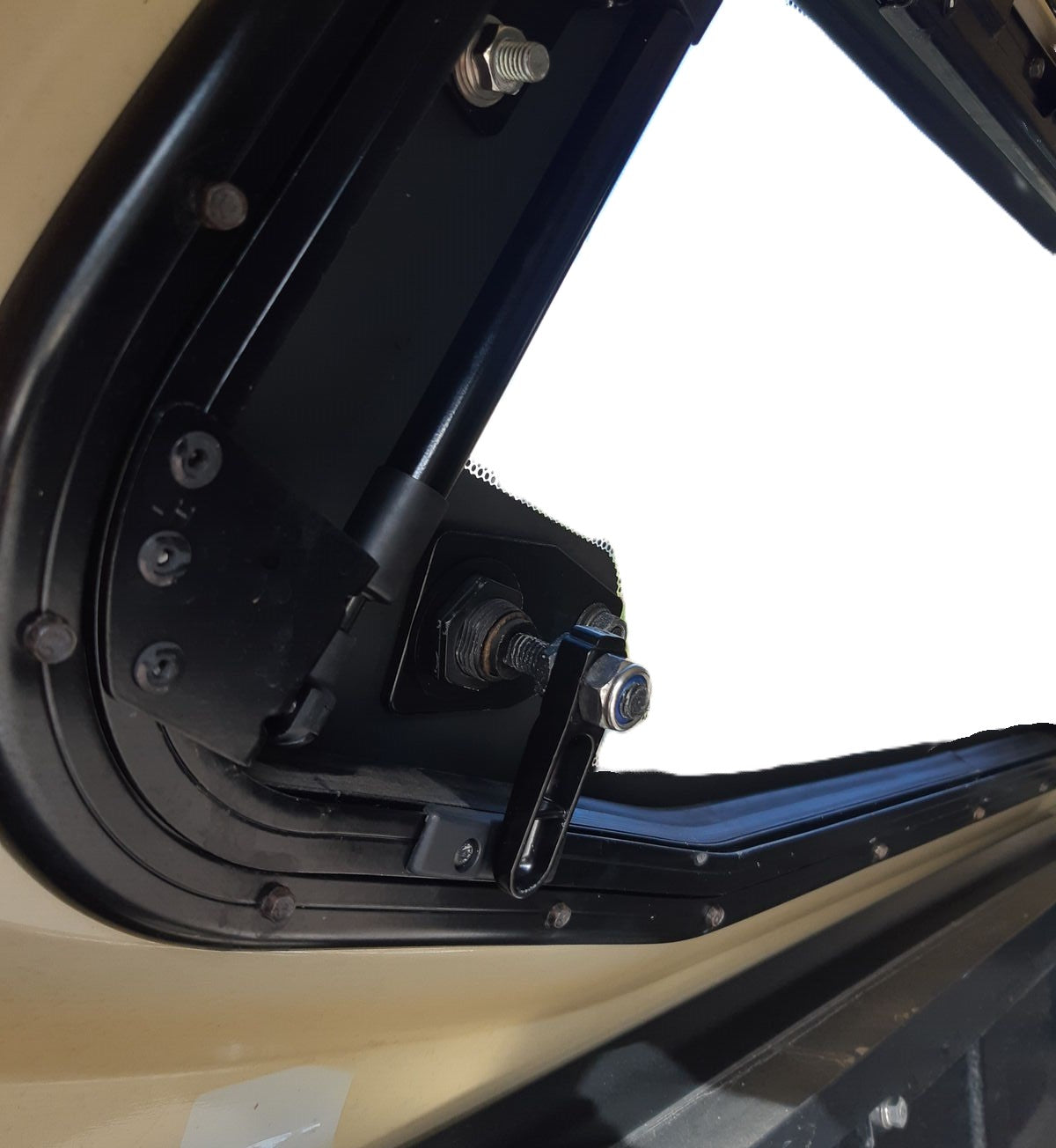 Sammitr SMM 4 x 70mm Long Striker Arm Tongue T Handle Canopy Side Window Locks Cam